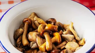 How To Cook Store-Bought Mushrooms Safely During Monsoon