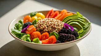 Superfood Salads Are The New Hot-Day Lunch Fix