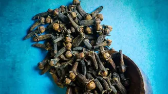 Clove Desserts: Can Give Familiar Desserts A More Aromatic Finish, With For Home Bakers Exploring Spice