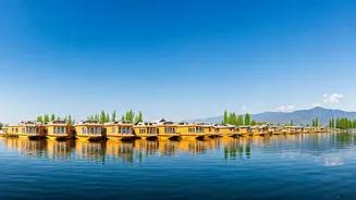Dal Lake: Srinagar's Sparkling Jewel