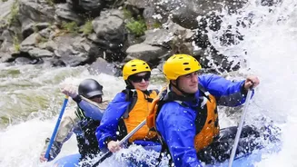 Safety First On The Ganges: Best Rishikesh Rafting Stretches For Late-Monsoon First-Timers
