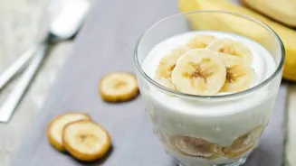 How to make banana yogurt parfait