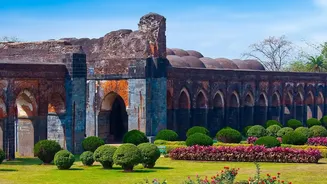 Indore and Bhopal travellers discover Mandu's monsoon palaces on budget weekend trips