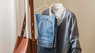How A Multi-Purpose 10-Piece Capsule Wardrobe Solves Changing Weather Travel Needs
