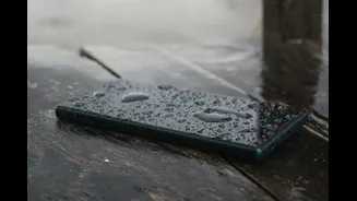 How to Protect Your Mobile Phone During Rainy Weather
