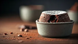 Why This Aesthetic Chocolate Cake Takes Only Two Minutes
