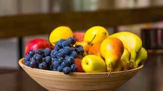 The Fruit-Bowl Science Behind Fast-Ripening Bananas and Apples