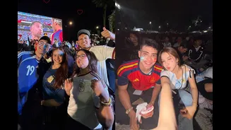 11 Potret Artis Nobar Final Piala Dunia 2026, Rela Begadang Dukung Tim Jagoan