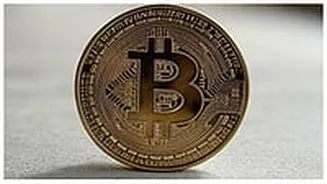 Bitcoin Slides 30% In 2025, But Regulatory Gains Keep Long-Term Optimism Alive