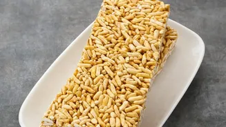 Protein Bars Vs Makhana: Which Label Details Should You Check?