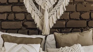 Bohemian Home Decor Ideas In Context: Layering Textiles And Textures