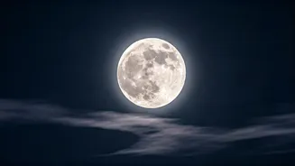 April's Pink Moon: Unpacking the Science Behind the Name and Its Luminescence