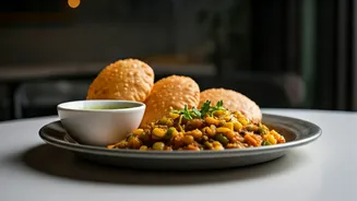 Banarasi Kachori Sabji Platters Trend In Cool Cafes