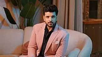 It's Official! Karan Kundrra To Host Splitsvilla X6 With Sunny Leone, Says 'Coming Back To MTV After 6 Years Feels Like Homecoming'
