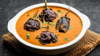 Easy ways to make rich gravy at home