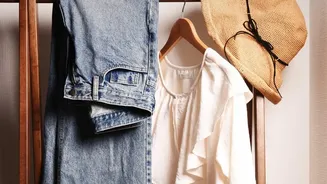 A Practical Checklist For Travel Laundry Planning Covers Outfit Choices And Drying Time