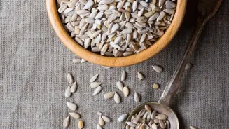 Sunflower Seeds At Breakfast: Vitamin E And Fats In Sunflower Seeds