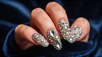Maximalist Manicures Reign Supreme: The Glamorous Art of Bedazzled Nails is Back!
