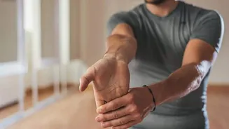 5 simple hand exercises you can do anywhere