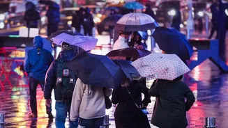 Five Smart Precautions For Rainy City Commutes