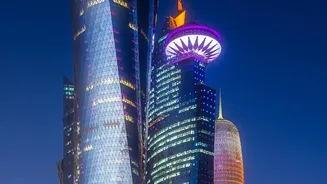 Qatar's One-Day Travel Guide Brings A Desert Morning And Seaside Evening Together