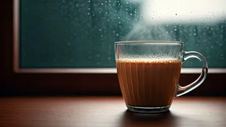 Indian Cafes Are Romanticising Rainy-Day Hunger