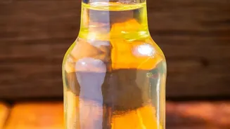 Castor Oil's Hair-Growth Reputation Is Stronger Than The Evidence