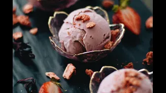 Celebrate Strawberry Season With A No Churn, Sugar-Fress Homemade Ice Cream