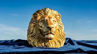 Leo Horoscope: October 24, 2025 - Daily Predictions