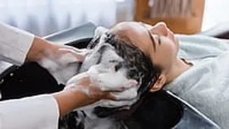 Shampoo Your Hair Correctly With These Steps
