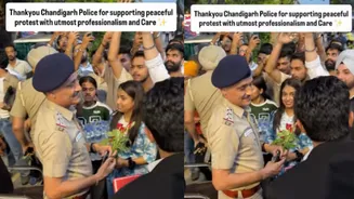 ‘Thank You For Professionalism & Care’: CJP Protesters Present Roses To Chandigarh Cops