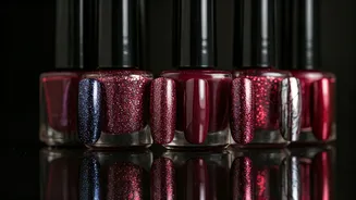 Burgundy Nails: 7 Chic Festive Designs