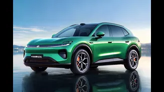 Changan Nevo Q06 estreia na China híbrido e elétrico e pode vir ao Brasil