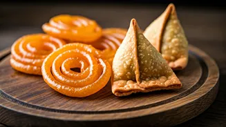 Shilpa Shetty's Delightful Sunday Binge: Crispy Samosas and Sweet Jalebis!