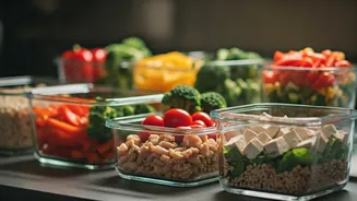 India’s Students Go Full Meal Prep Mode