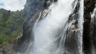 Scenic Post Monsoon Journeys Experience Dudhsagar Waterfall Express Views For Less Money