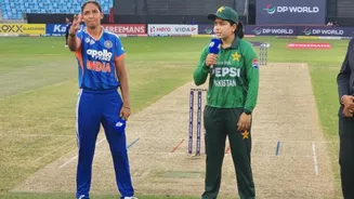 Indian skipper Harmanpreet Kaur avoids handshake with Pakistan’s Fatima Sana during Asia Cup clash