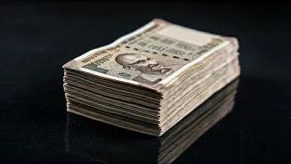 Pay Gap: Experienced vs. Fresher Salaries?