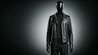 Hrithik Roshan's Stylish All-Black Ensemble