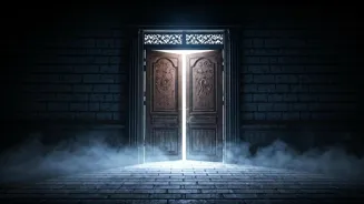Stree 3: Shraddha Kapoor Teases Sequel!
