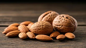Which Nut is Healthier: Almonds or Walnuts?