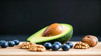 Eat These Foods with Avocado for Brain Health