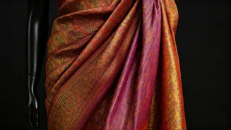 Bollywood Stars Love Bengali Sarees