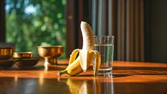 How Does Banana and Water Affect Your Body?