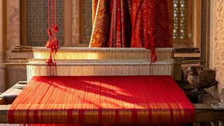 Fashion Embraces Trends, Handlooms, and Sustainability