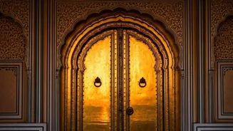 India's Palaces Offer Luxurious Experiences