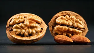 Which Nut is Healthier: Almonds or Walnuts?