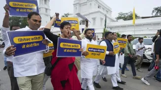 Delhi Debates School Fee Bill; Parties Differ