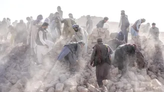 Afghanistan Quakes Kill Over 2000 in One Day