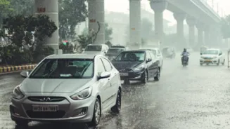 Should India Offer Rain Allowance to Workers?